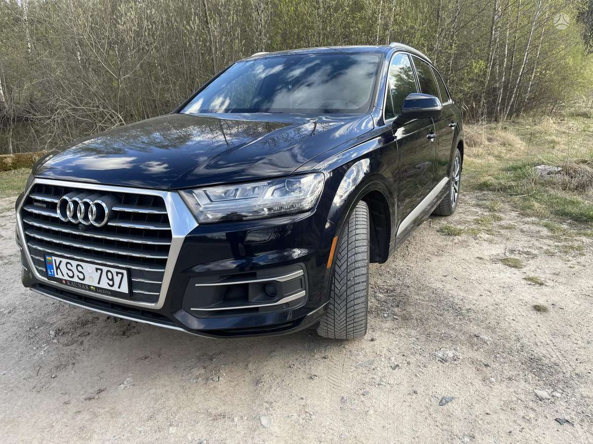 Audi Q7, 3.0 l., off-road / crossover