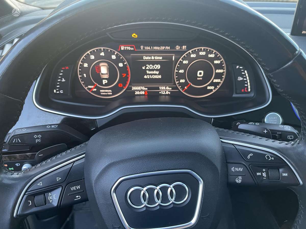 Audi Q7, 3.0 l., off-road / crossover