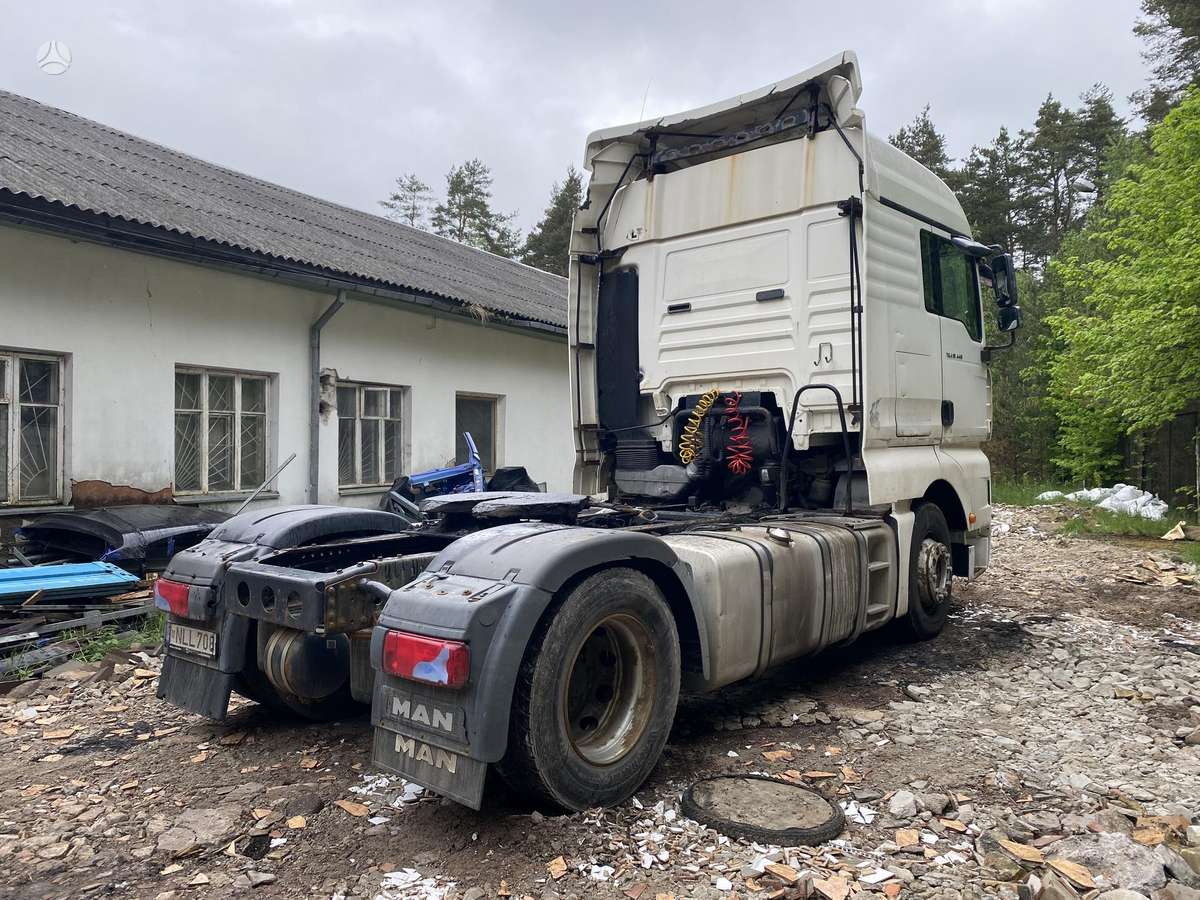 MAN 18-440 TGA, double sleeper