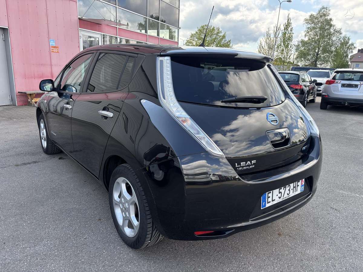 Nissan Leaf, 24 kWh, hatchback