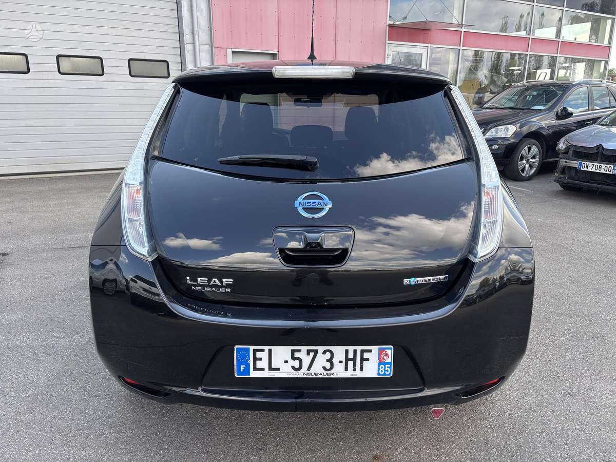 Nissan Leaf, 24 kWh, hatchback