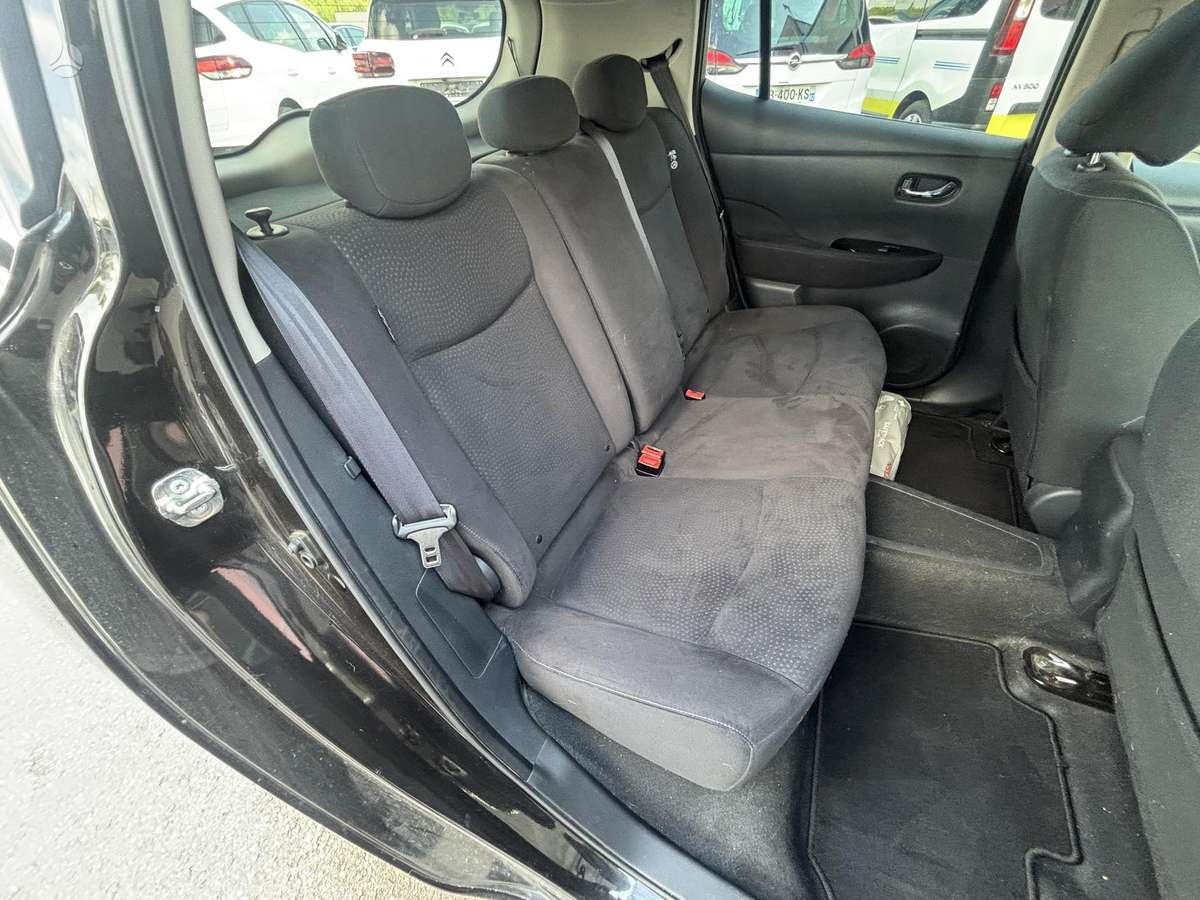 Nissan Leaf, 24 kWh, hatchback