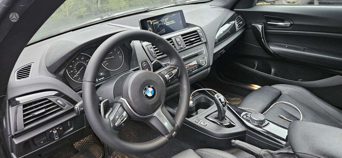 BMW M235, 3.0 l., Хэтчбек
