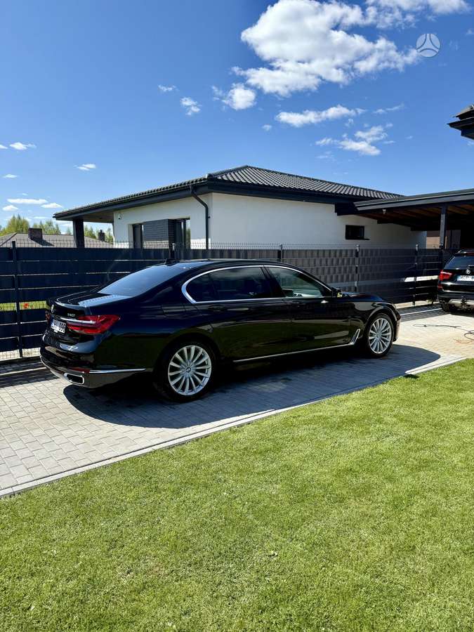 BMW 740, 3.0 l., Седан