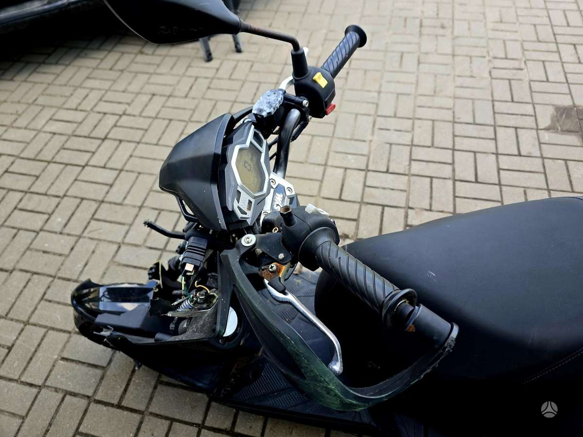 Sym Jet Euro X, scooters / mopeds