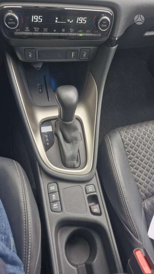 Mazda 2, 1.5 l., hatchback