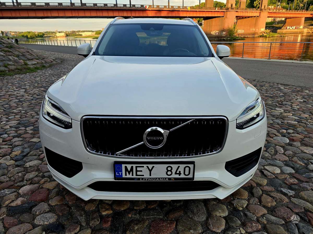 Volvo XC90 - 2