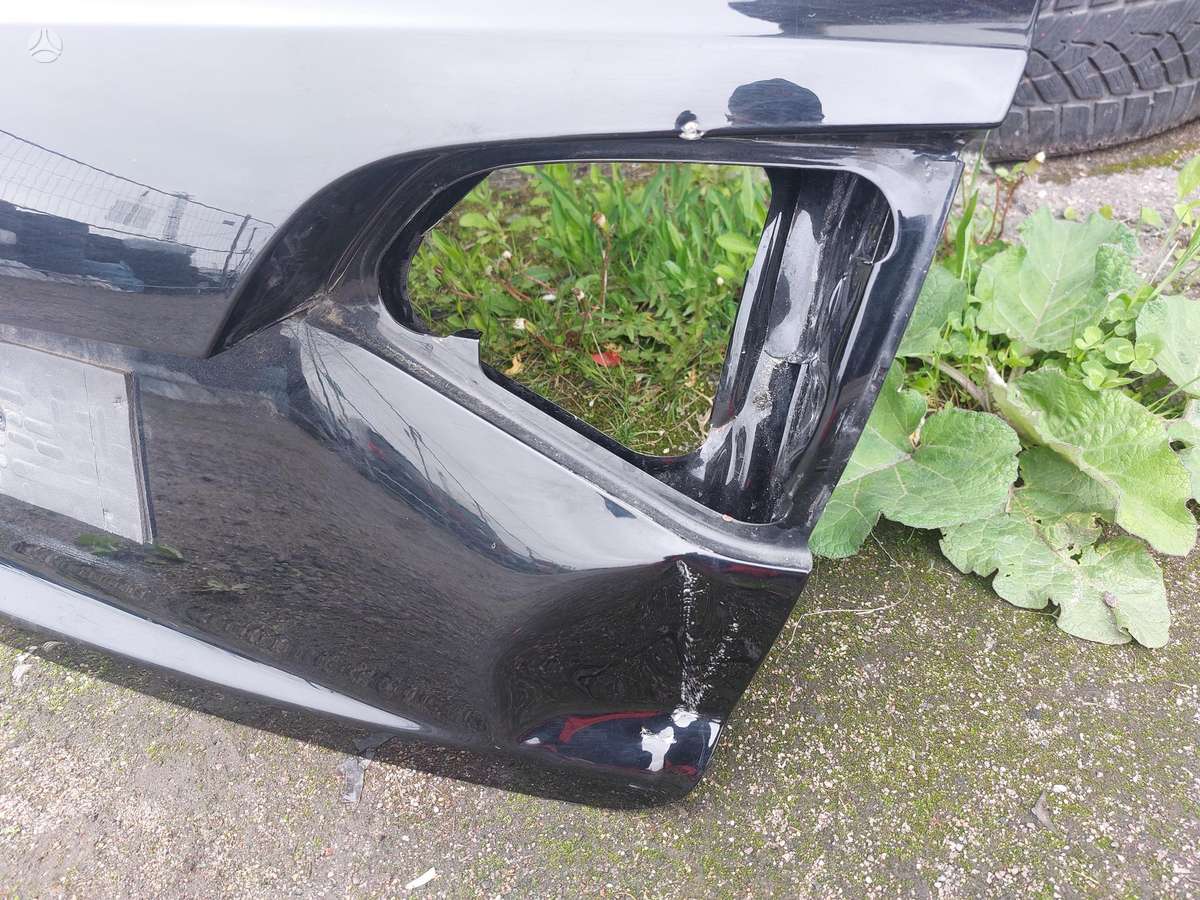 Audi A4 dangtis (priekinis, galinis), stiklai