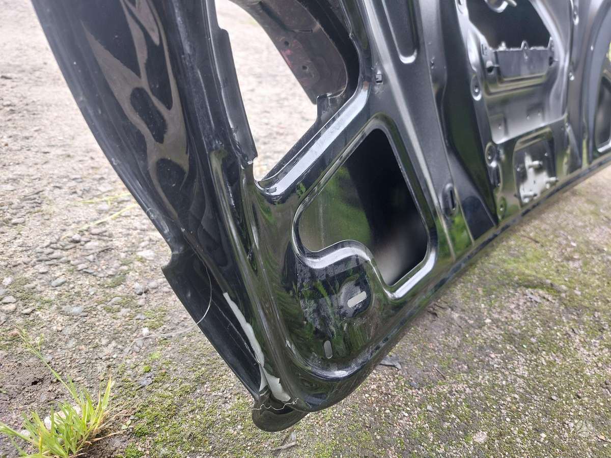 Audi A4 hood (front, rear), windows