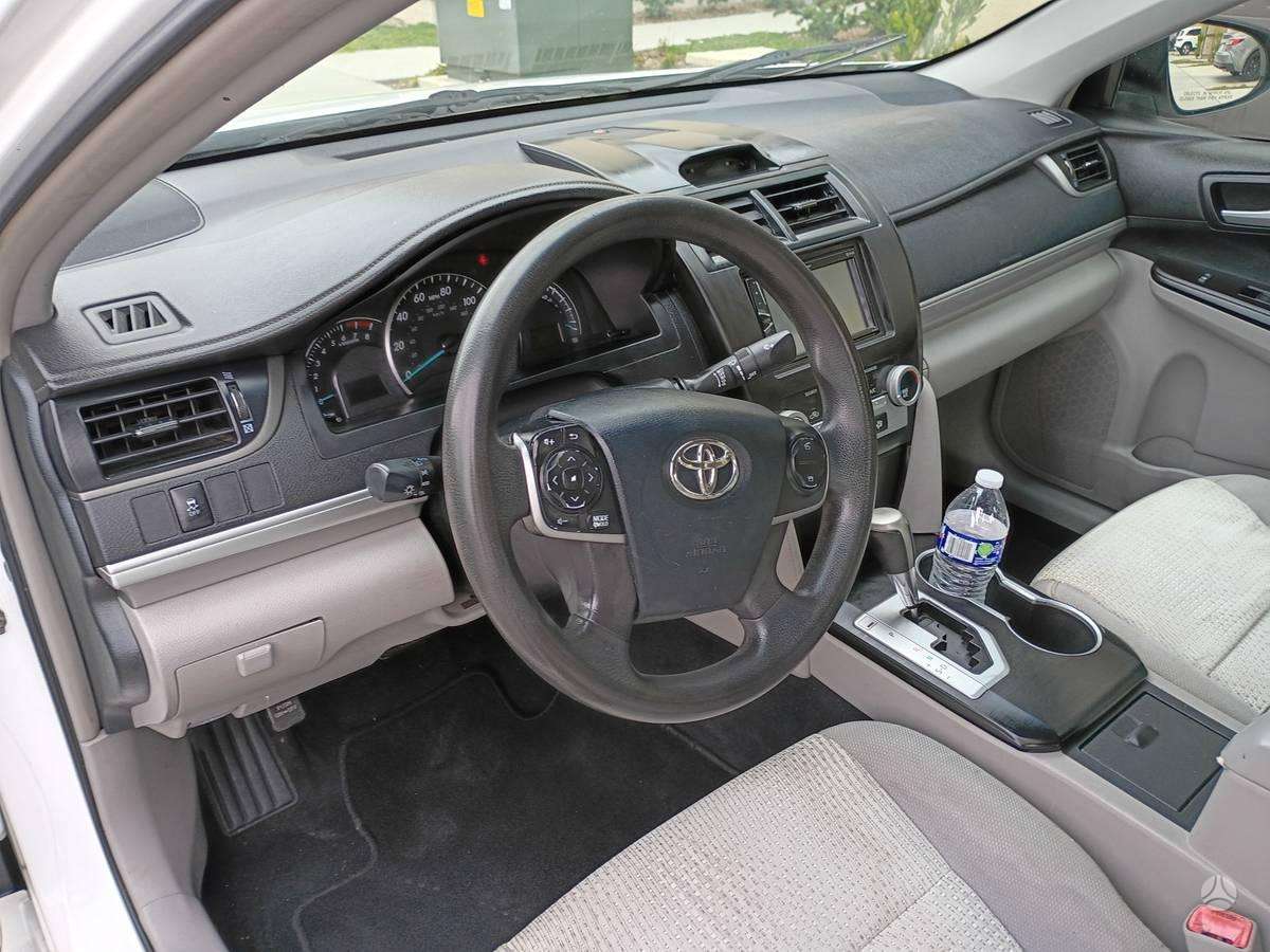 Toyota Camry - 3