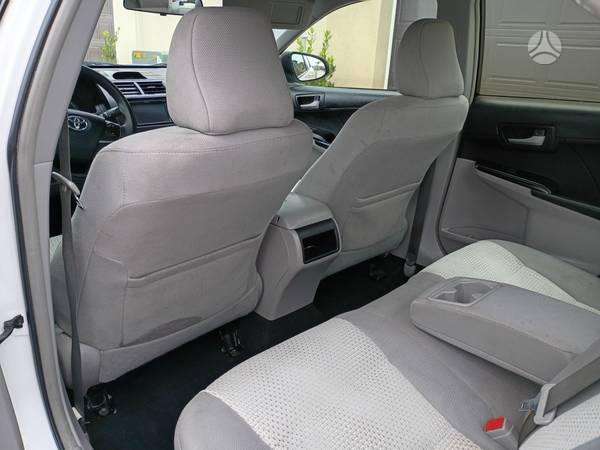 Toyota Camry - 6