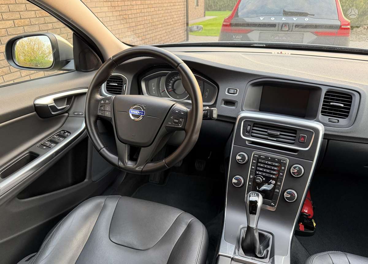 Volvo V60, 2.0 l., Универсал