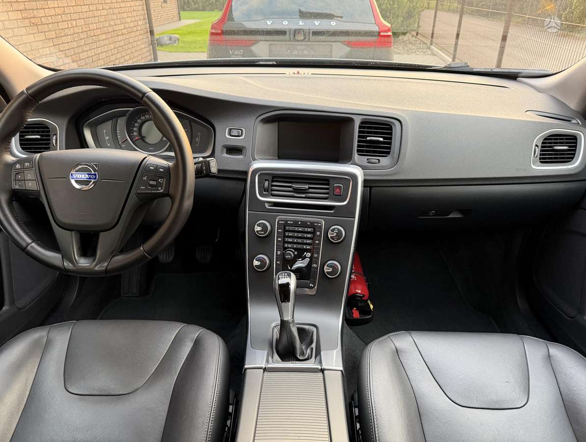 Volvo V60, 2.0 l., Универсал