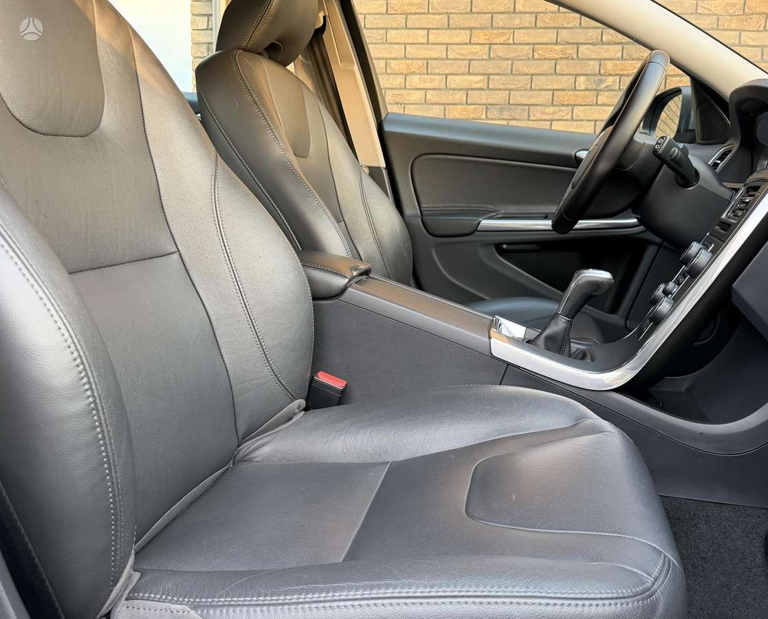 Volvo V60, 2.0 l., Универсал