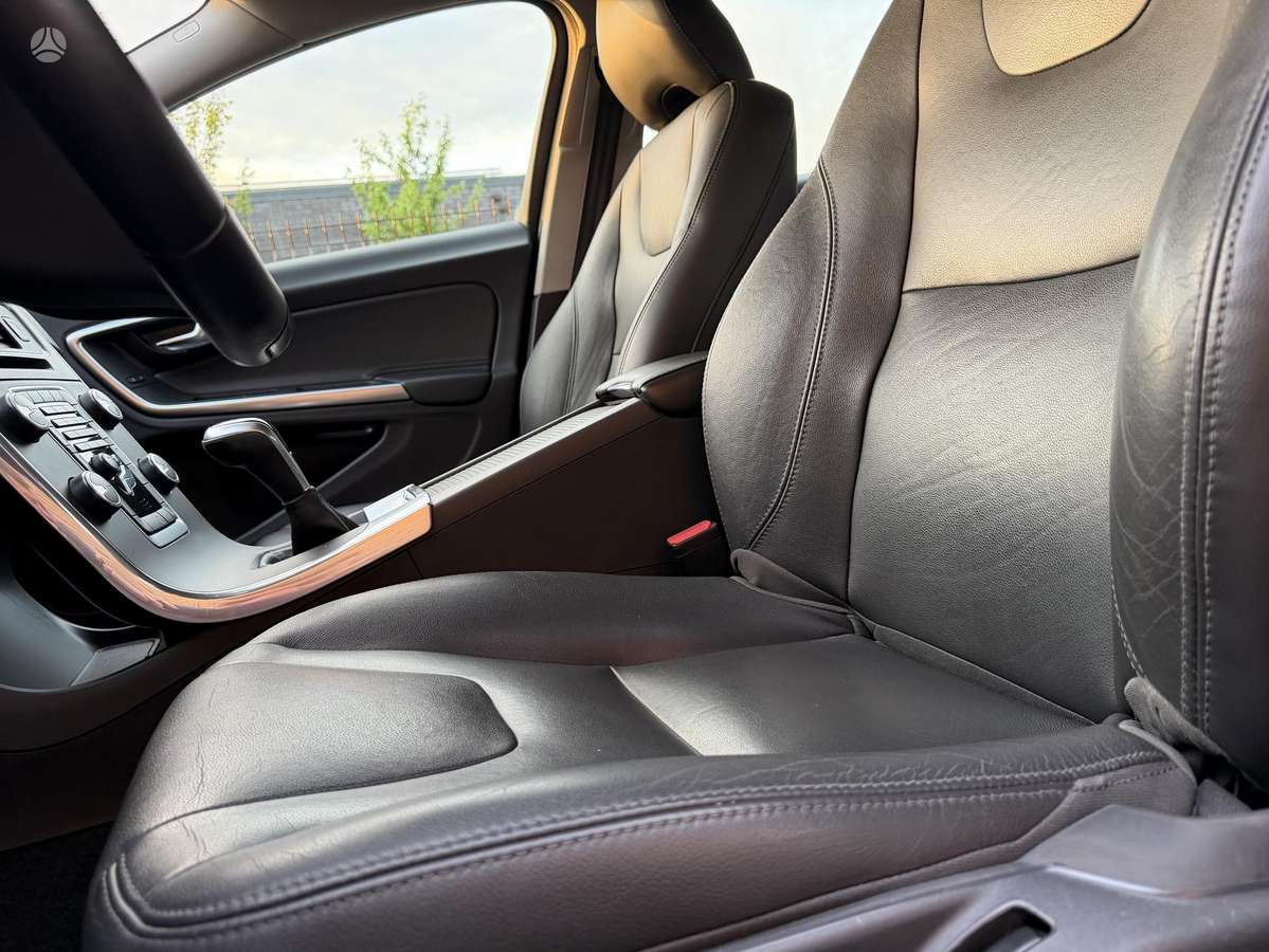 Volvo V60, 2.0 l., Универсал