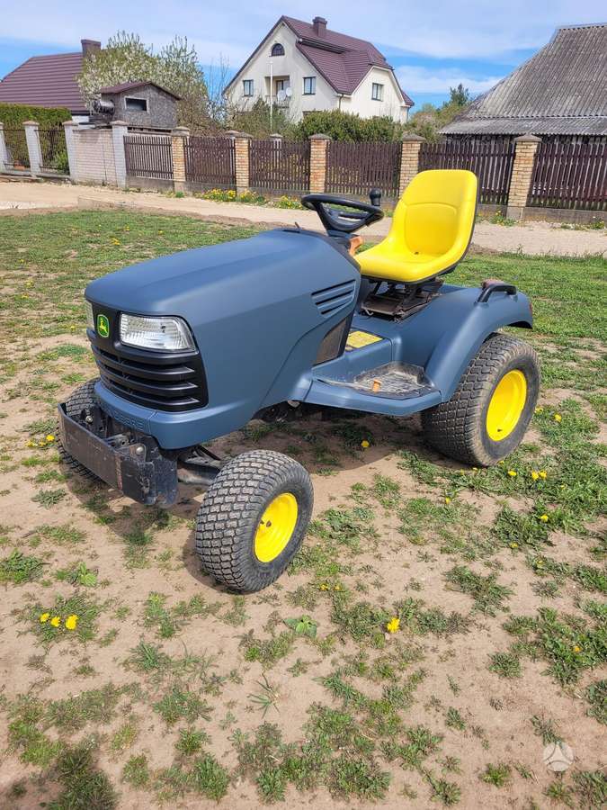 John Deere X495, garden tractors