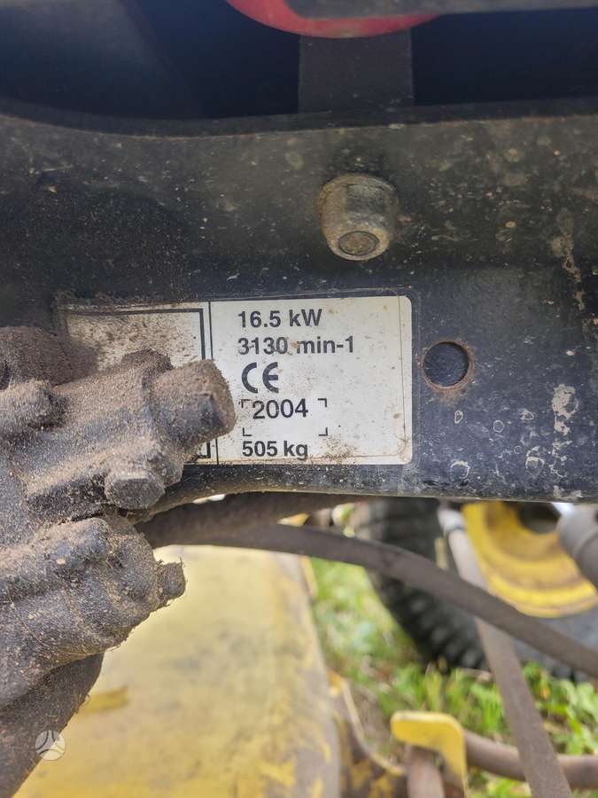 John Deere X495, garden tractors