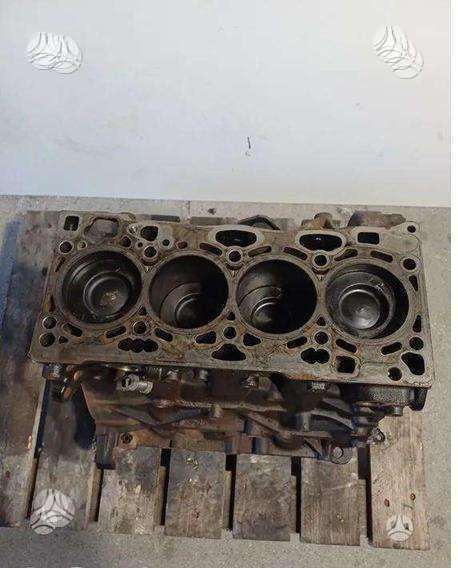 Audi A3, CRK, двигатель