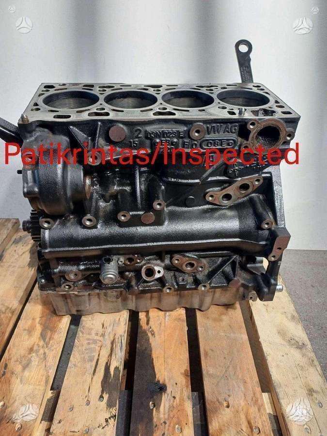 Volkswagen Passat, CUAA, двигатель