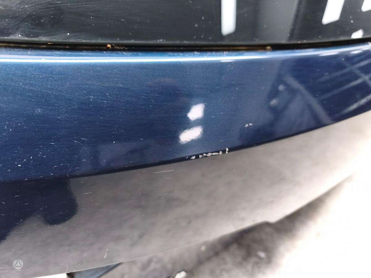 Skoda Superb hood (front, rear)