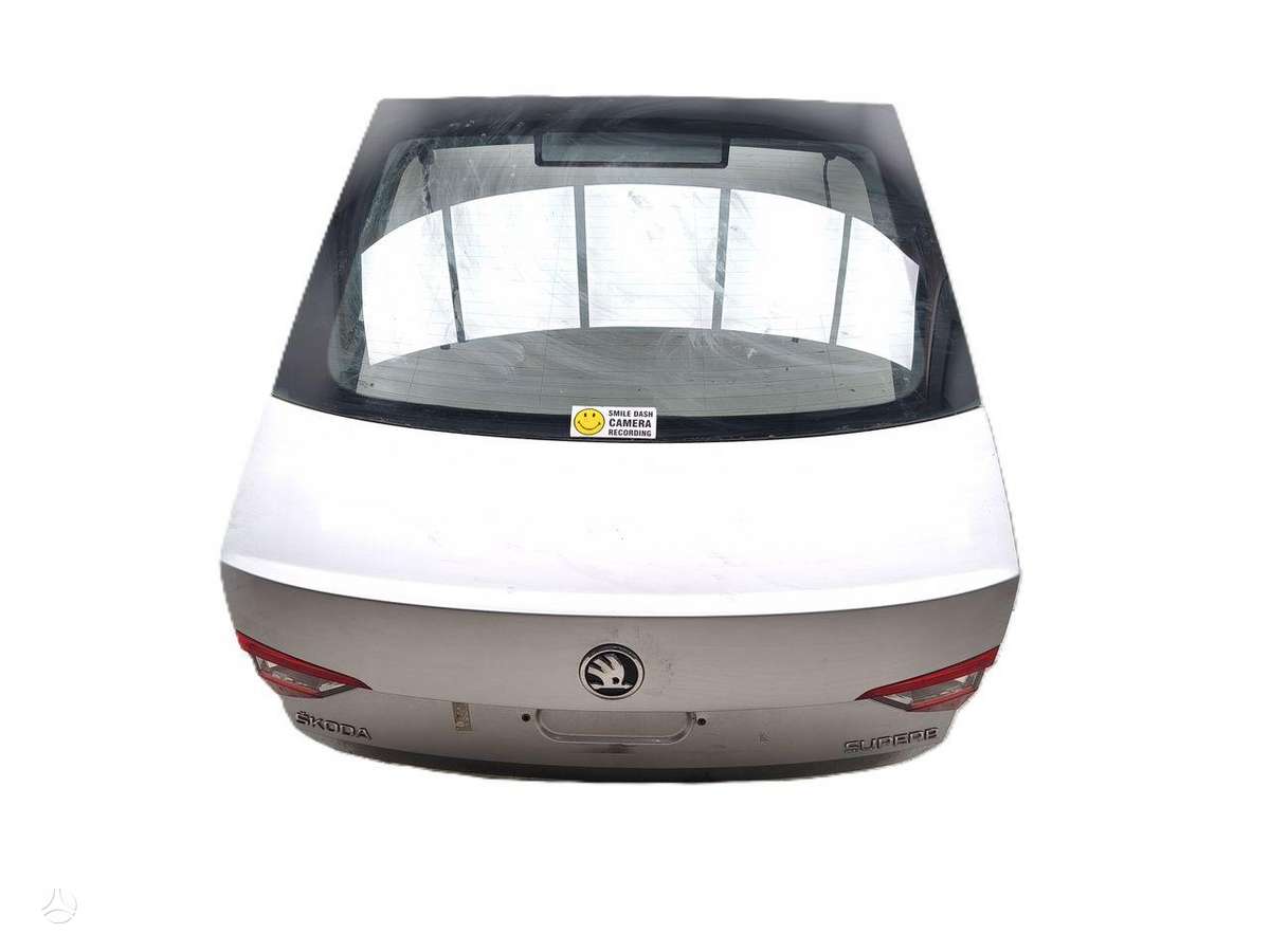Skoda Superb hood (front, rear)
