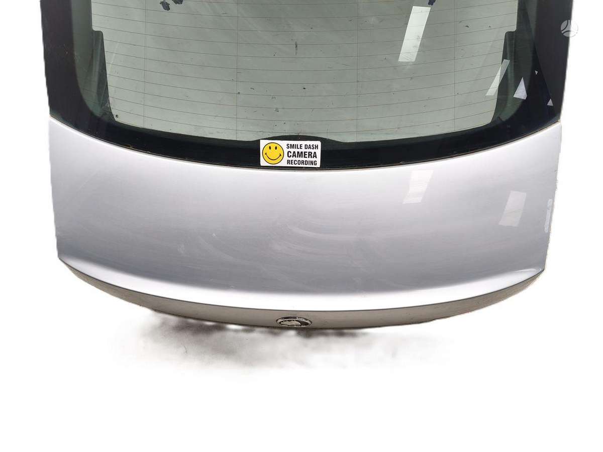 Skoda Superb hood (front, rear)