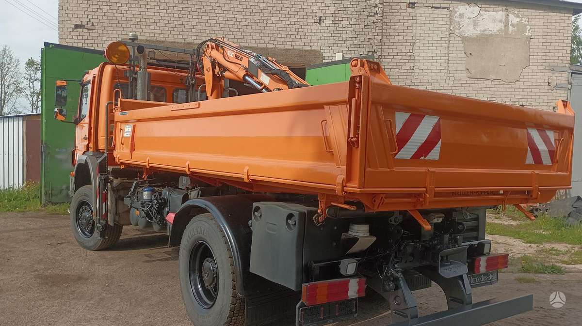 Mercedes-Benz 18.29, самосвалы с краном