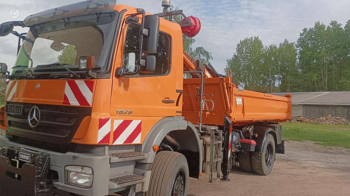 Mercedes-Benz 18.29, самосвалы с краном