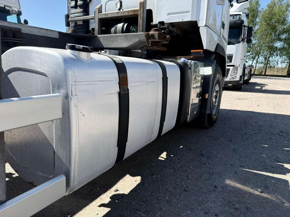 Volvo FH500 BDF Chassis * 2 Units, шасси