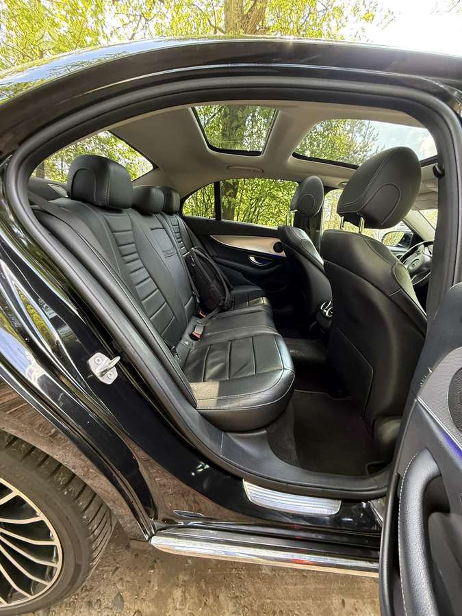 Mercedes-Benz E220, 2.0 l., Седан