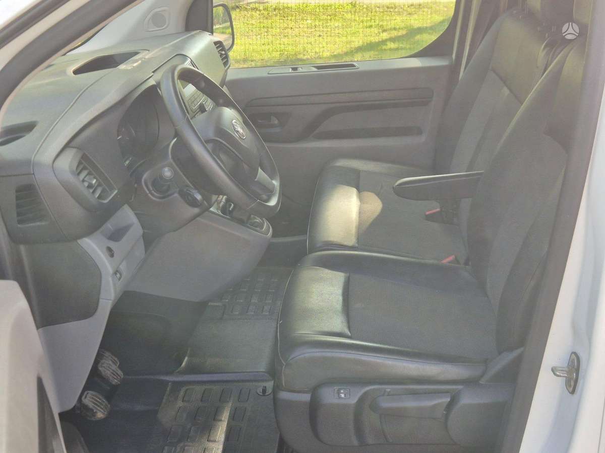 Toyota Proace - 10