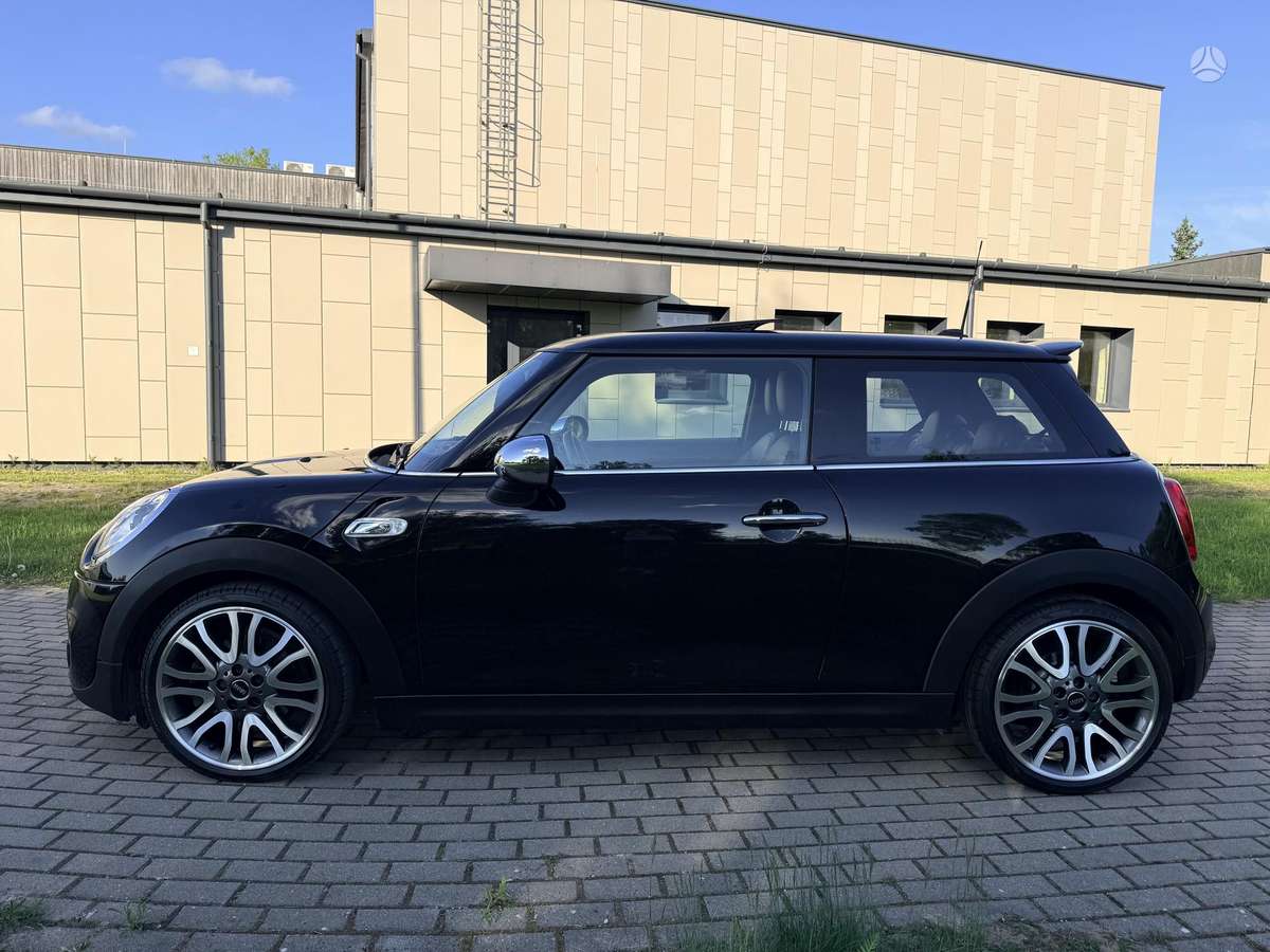 Mini Cooper SD, 2.0 l., hatchback