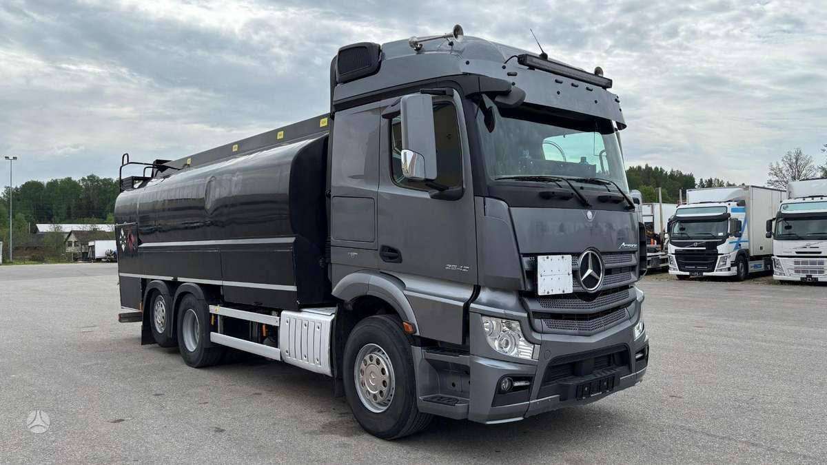 Mercedes-Benz Actros 2542, автоцистерны
