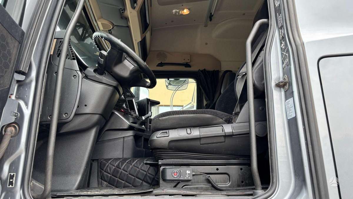 Mercedes-Benz Actros 2542, автоцистерны