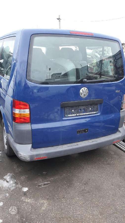 Volkswagen Transporter T5, passenger vans