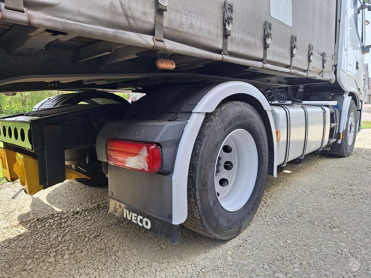 Iveco Stralis, 2 спальных места