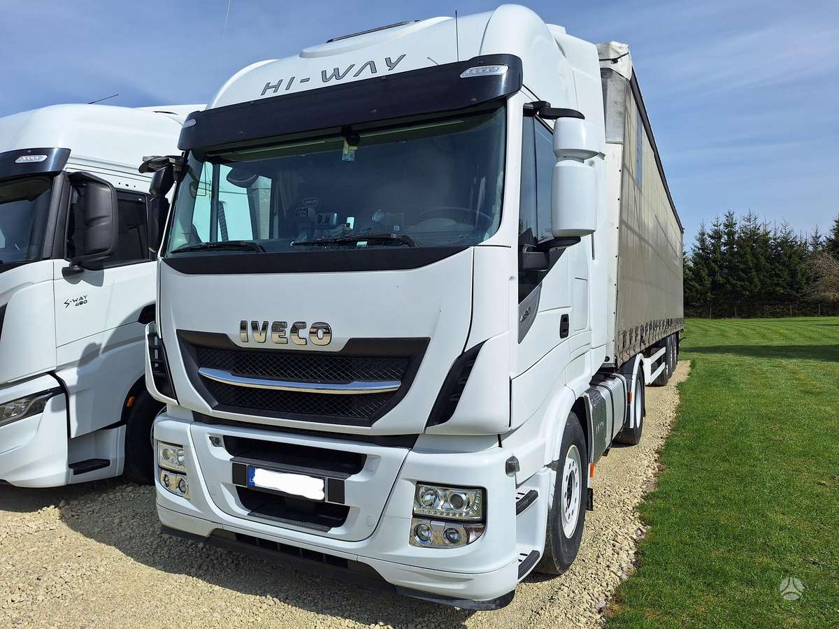 Iveco Stralis, 2 miegamosios vietos