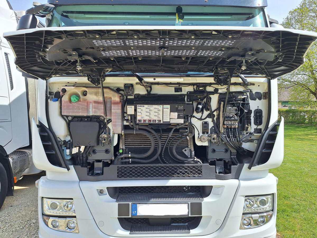Iveco Stralis, 2 guļamvietas