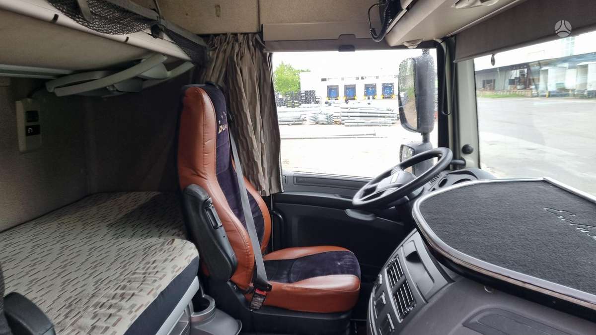 DAF XF106 460, double sleeper
