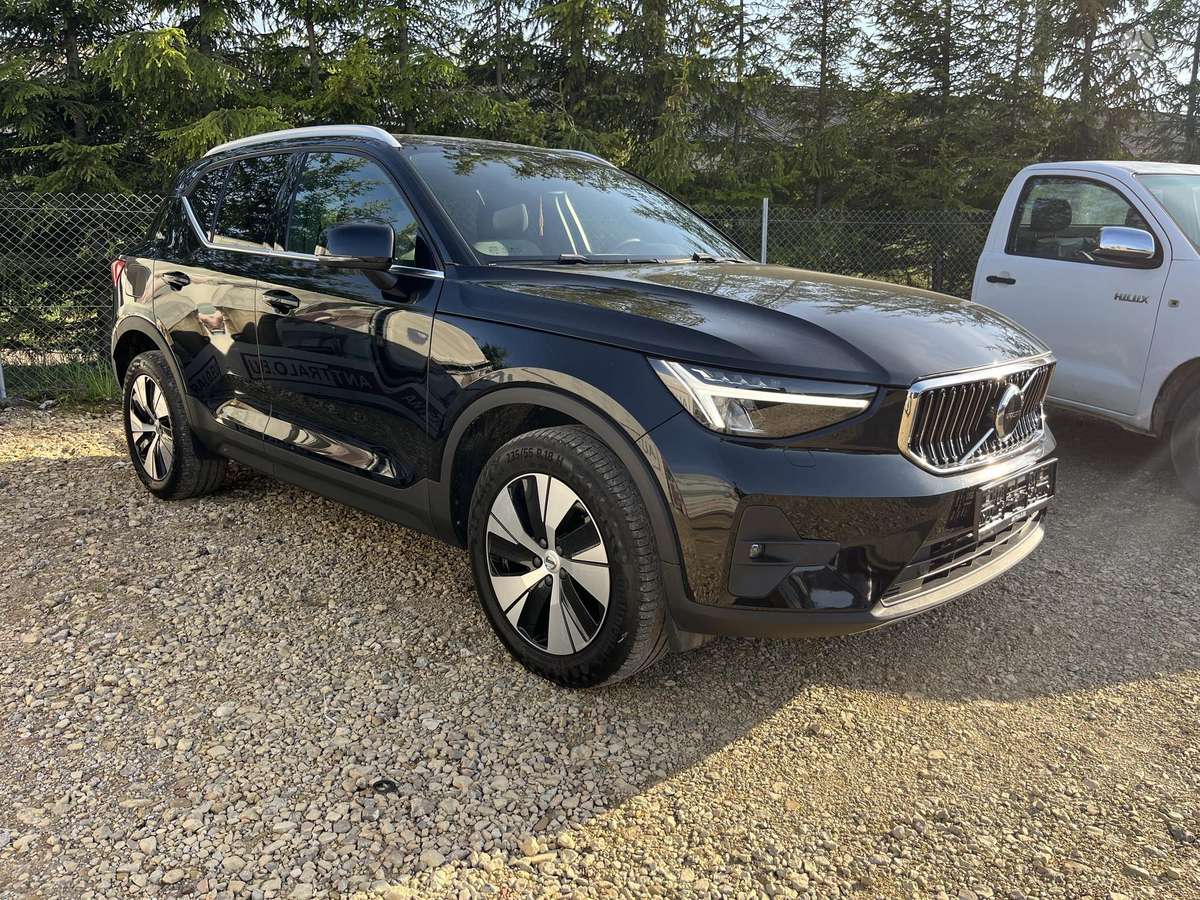 Volvo XC40 - 3
