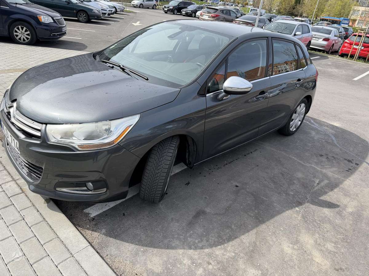 Citroen C4, 1.6 l., Хэтчбек