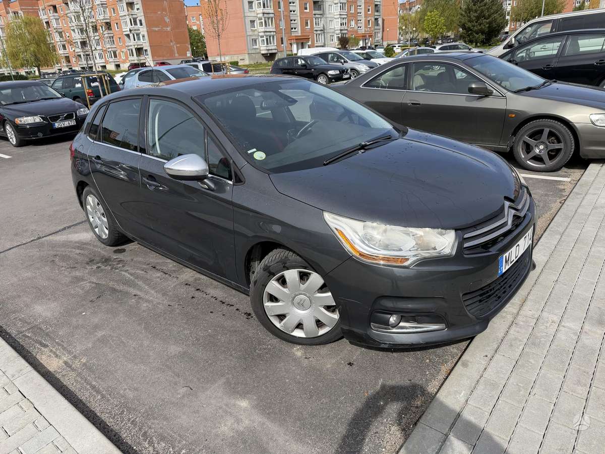 Citroen C4, 1.6 l., Хэтчбек