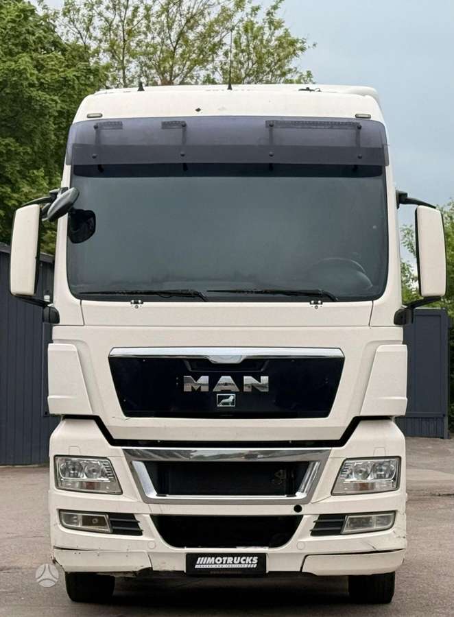 MAN TGX 18.440, double sleeper