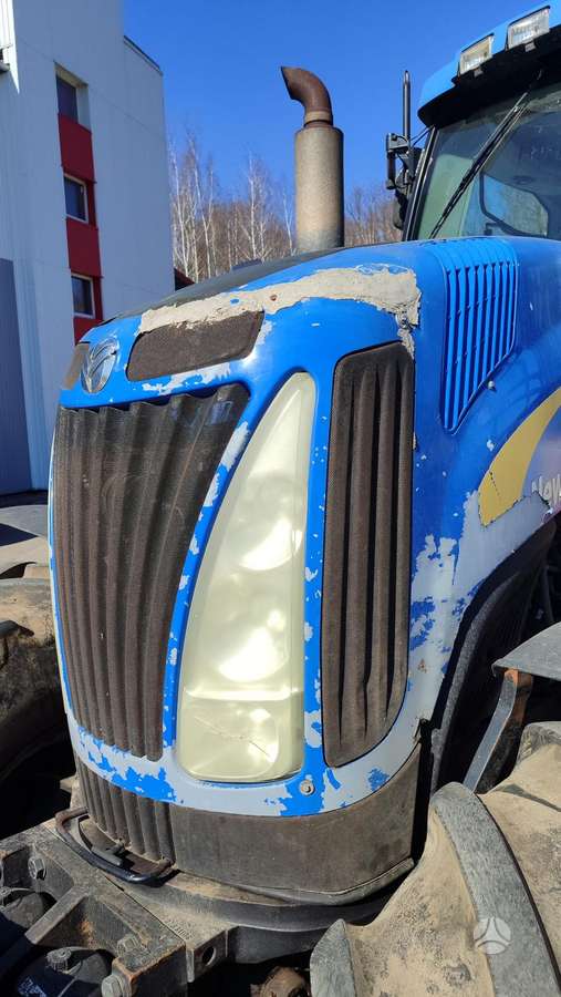 New Holland T8050, traktoriai