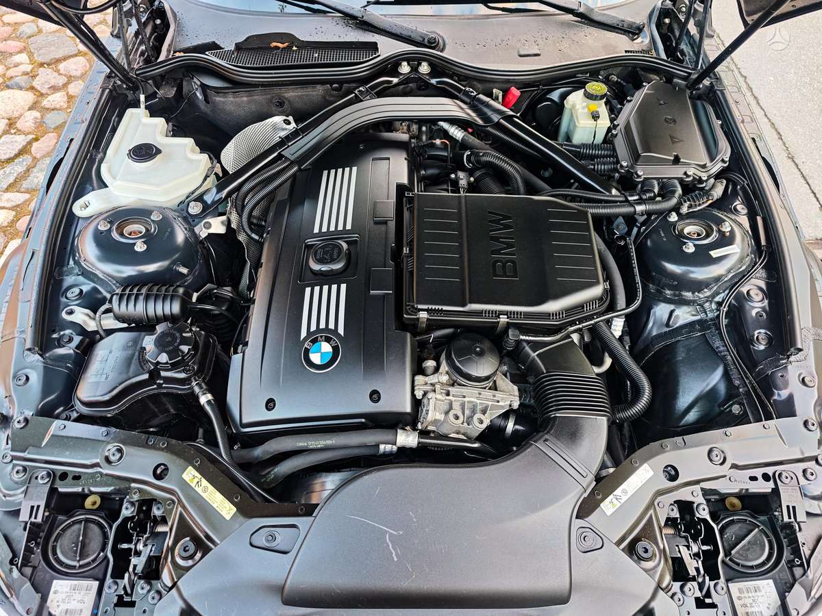 BMW Z4, 3.0 l., convertible