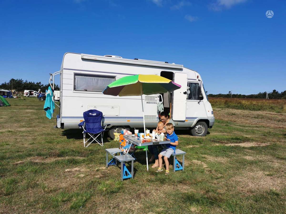 Hymer B594, campers