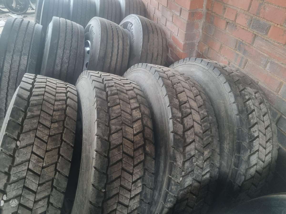Semperit Runner D2, universalios 315/80 R22,5