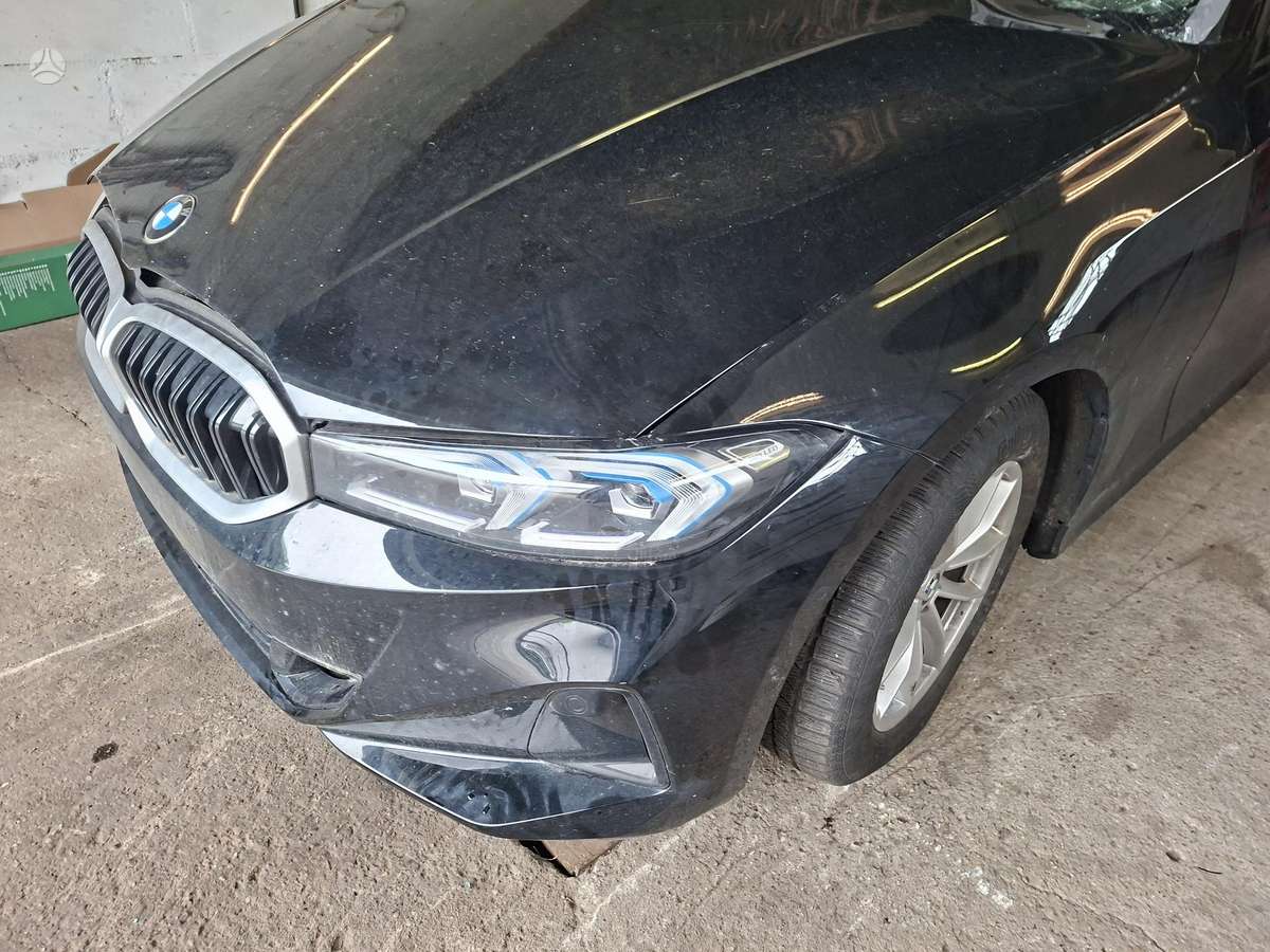 BMW 318 Ardoma dalimis