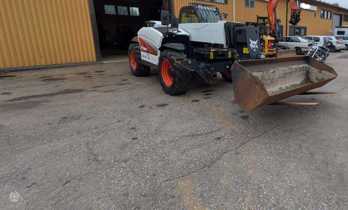 Bobcat T40180, telescopic handler