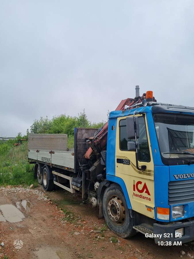 Volvo Fl10, crane trucks
